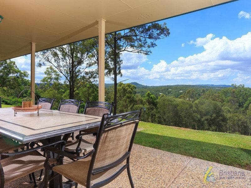 37 Bakers Hill Place,  Anstead, Anstead - Thumbnail 2