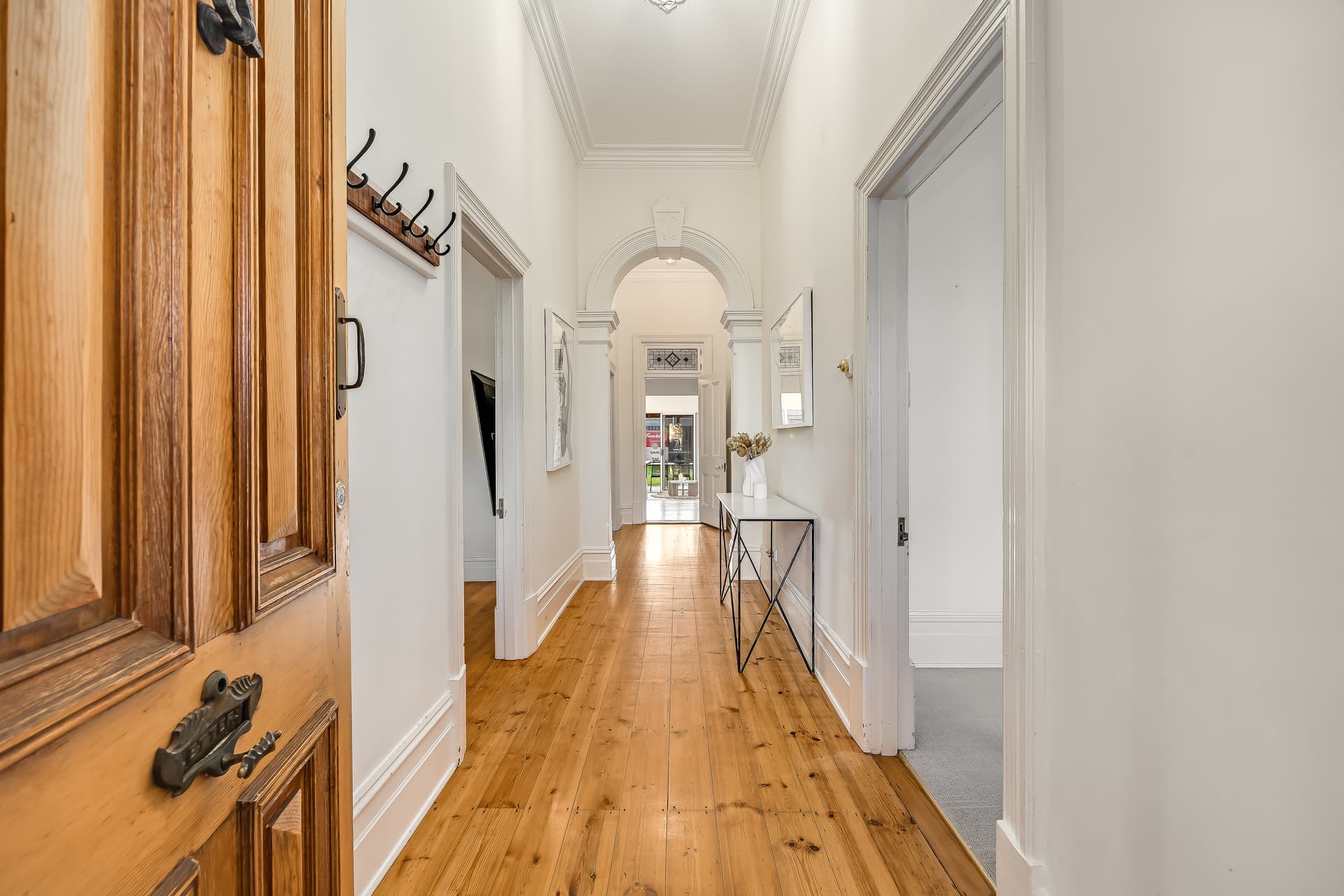 11 Ramsgate Street, Glenelg South - Thumbnail 2