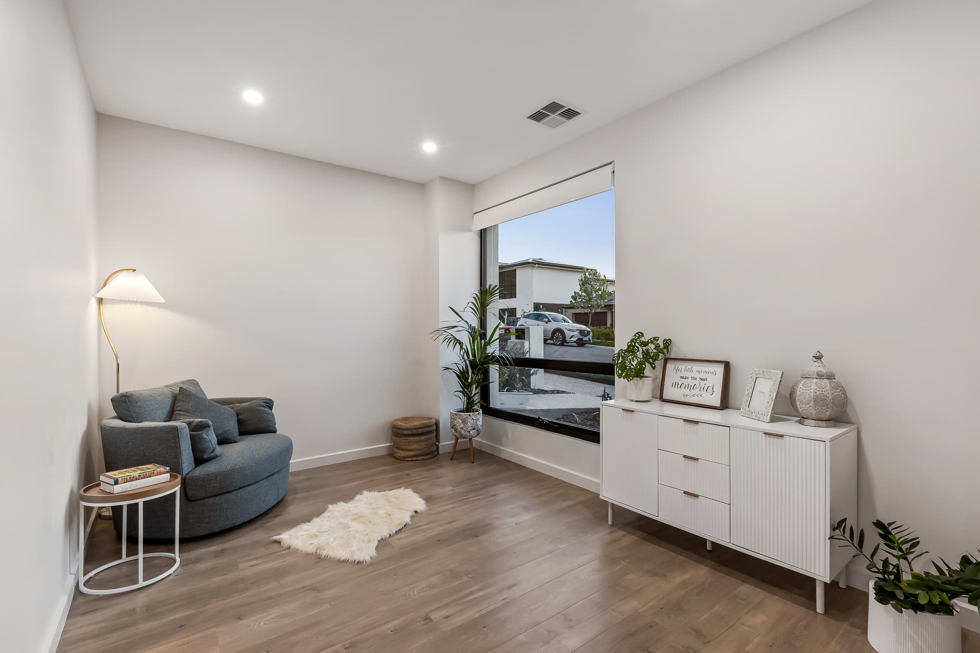 121 Buchanan Drive, Woodforde - Thumbnail 2
