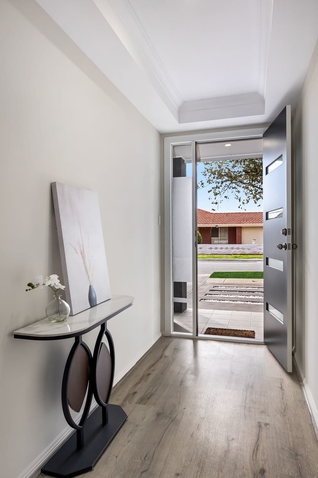 10A Northfield Road, Northfield - Thumbnail 2