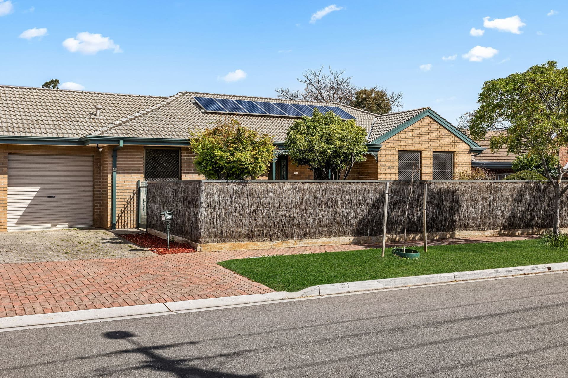 6B Holton Street, Glenside - Image 1