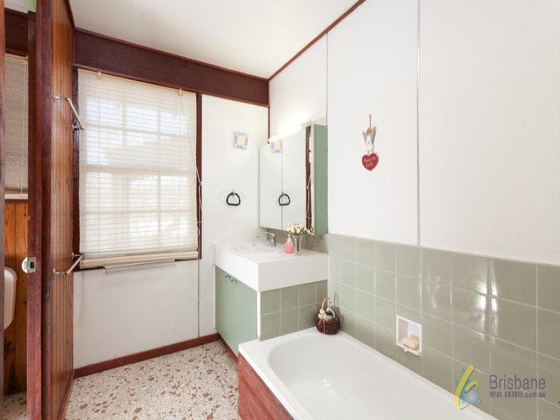 15 Darreba Street,  Kenmore, Kenmore - Thumbnail 7
