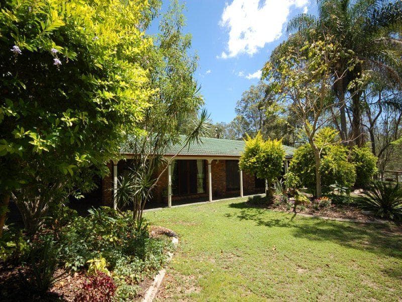 562 Junction Road,  Barellan Point, Barellan Point - Image 1