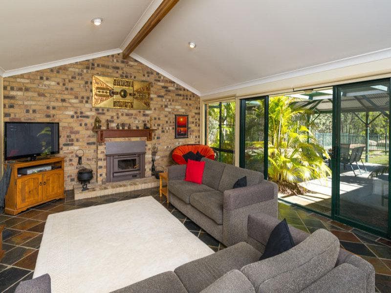 10 Emungerie Grove,  Karana Downs, Karana Downs - Thumbnail 5
