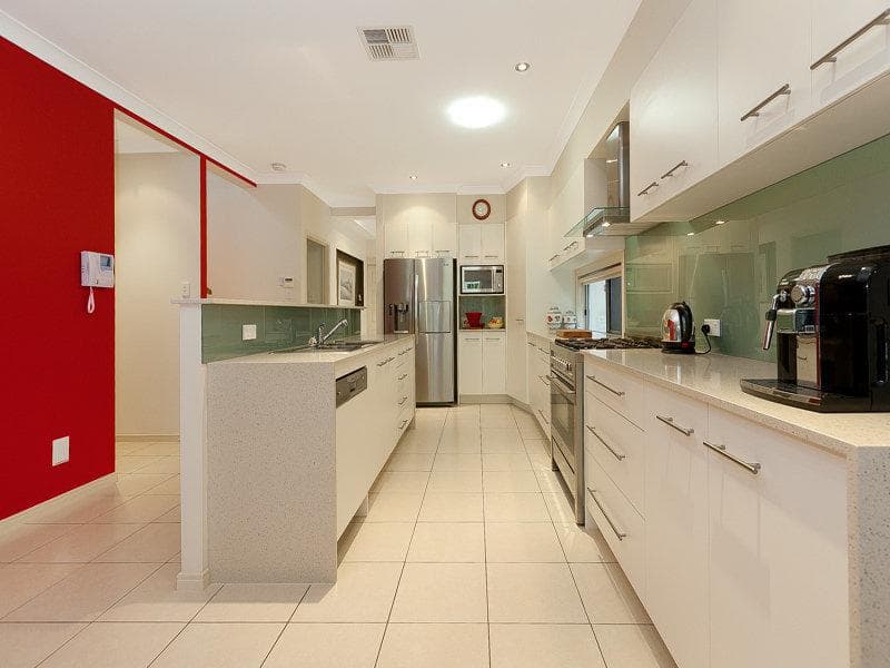 261 Long Street East,  Graceville, Graceville - Thumbnail 4