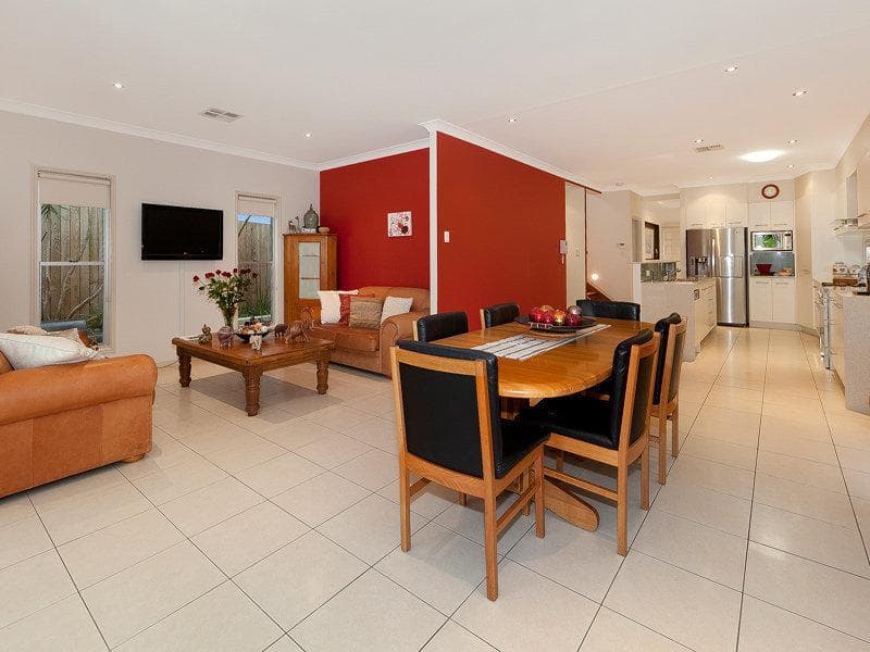 261 Long Street East,  Graceville, Graceville - Thumbnail 5