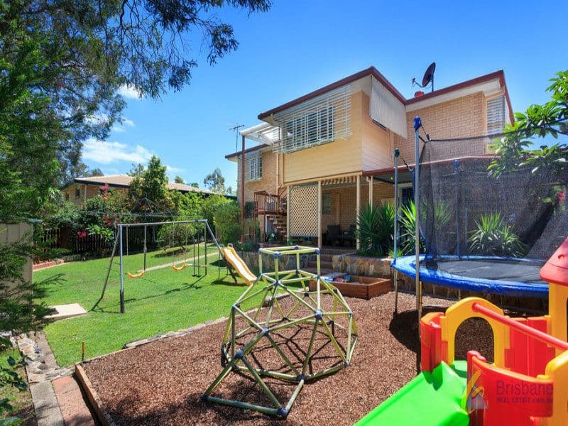 3 Woggle Street,  Jamboree Heights, Jamboree Heights - Image 1