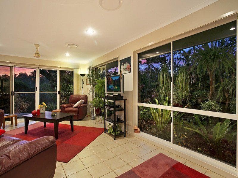 35 Ardes Street,  Chapel Hill, Chapel Hill - Thumbnail 5