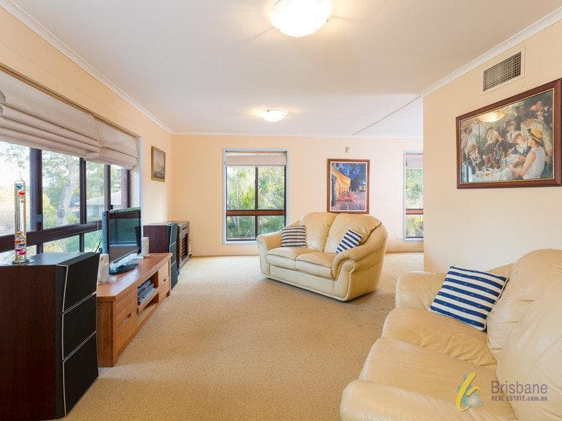 15 Montanus Drive, Bellbowrie - Thumbnail 2