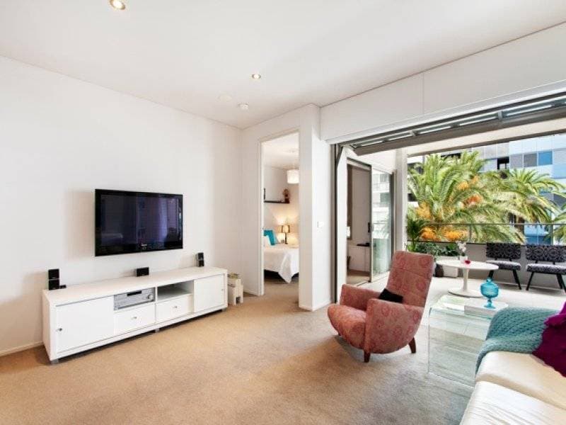 1309, 2 Sterling Circuit, Ryde - Image 1