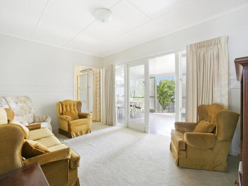 14 Gilruth Road,  Kenmore, Kenmore - Thumbnail 4