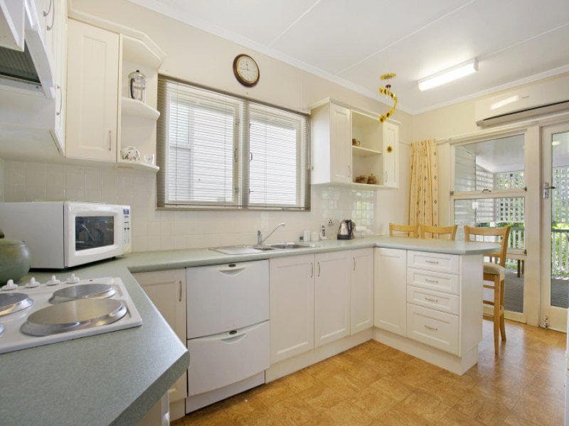 14 Gilruth Road,  Kenmore, Kenmore - Thumbnail 6