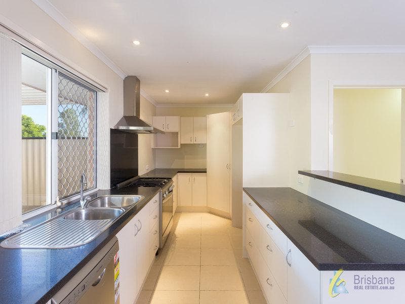 1/18 Mooney Close,  Goodna, Goodna - Thumbnail 2