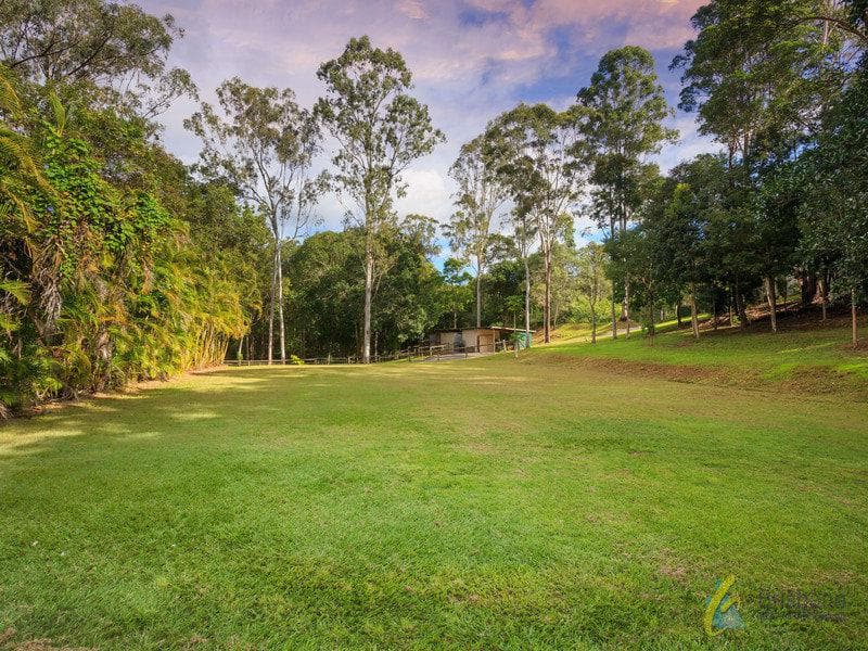 101 Boscombe Road, Brookfield - Thumbnail 4