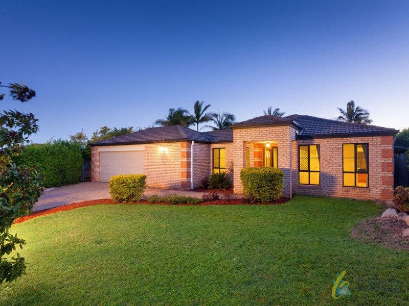 8 Crestwood Place, Moggill - Image 1