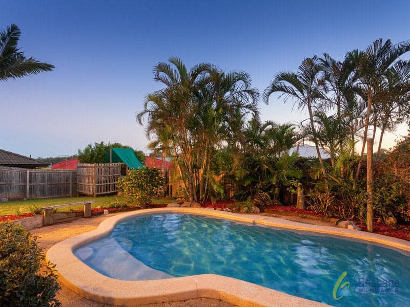 8 Crestwood Place, Moggill - Thumbnail 2