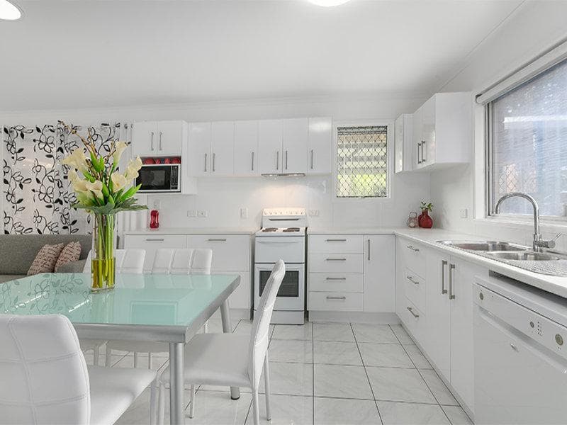 1 Spinnaker Street,  Jamboree Heights, Jamboree Heights - Thumbnail 5