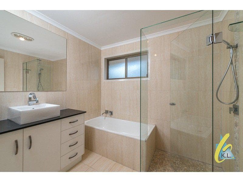 4 Wandoo Court,  Karana Downs, Karana Downs - Thumbnail 8
