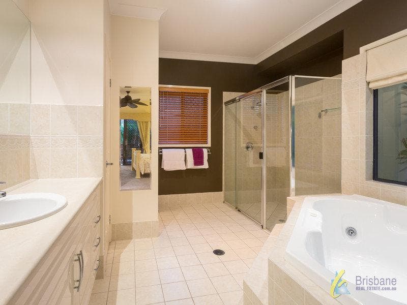 19 Brighton Parade, Forest Lake - Thumbnail 4
