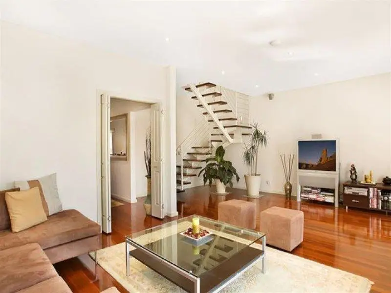6/51 Birriga Road, Bellevue Hill, Tarneit - Thumbnail 2
