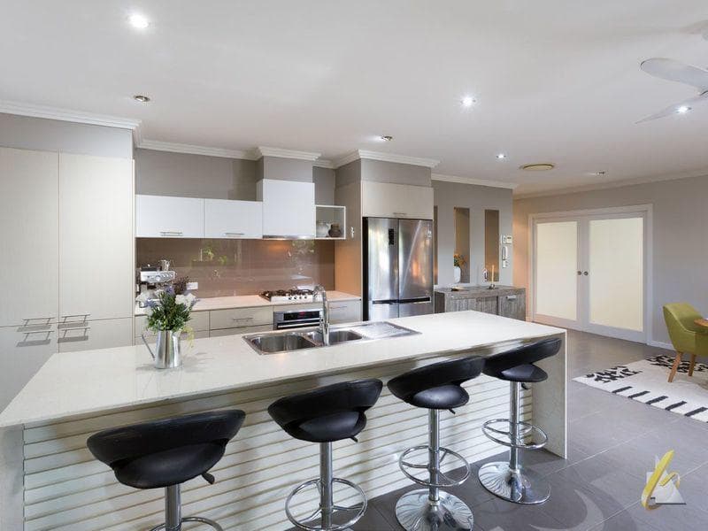 7/10 - 12 Queens Road, Brighton-Le-Sands, Moggill - Thumbnail 2