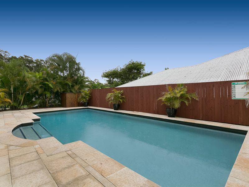 8 Barrygroves Court, Fig Tree Pocket - Thumbnail 2