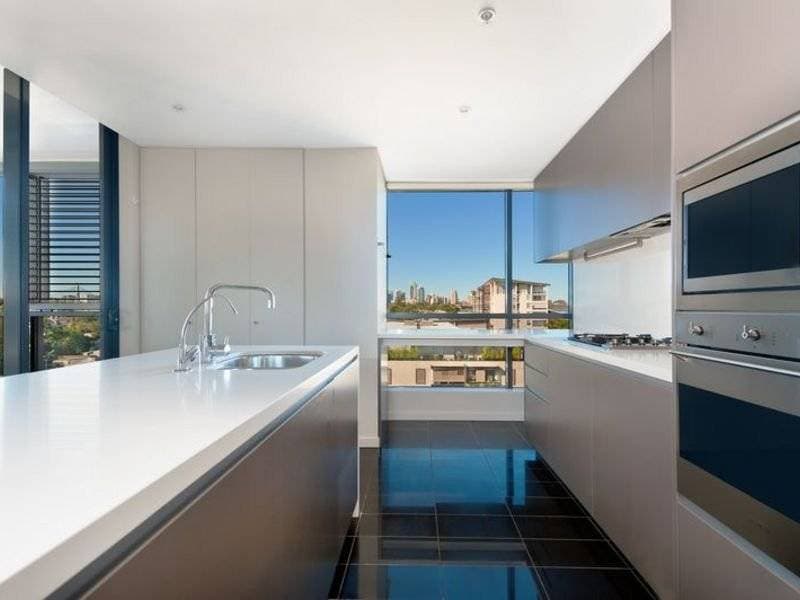 2710/10 Atchison Street, St Leonards - Thumbnail 2