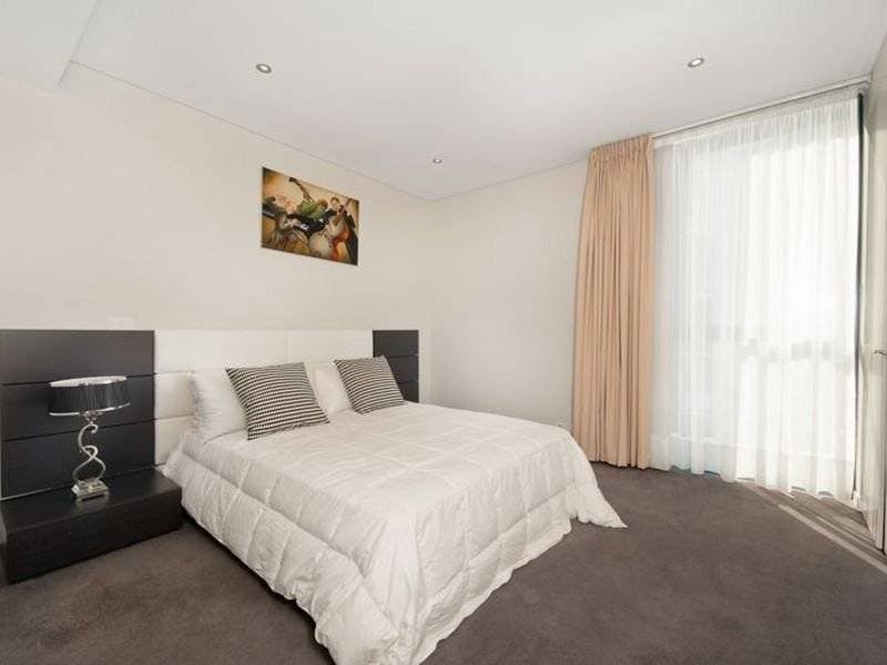 2710/10 Atchison Street, St Leonards - Thumbnail 4