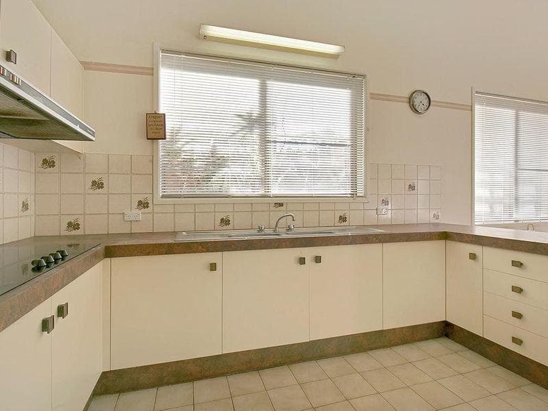 19 Merrilyn Street,  Chapel Hill, Chapel Hill - Thumbnail 4