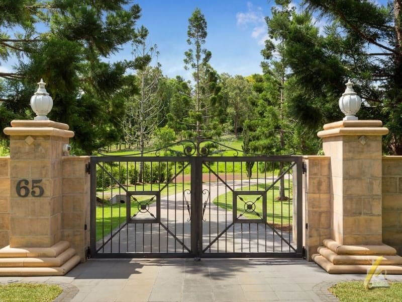 65 Upper Brookfield Road, Brookfield - Thumbnail 2