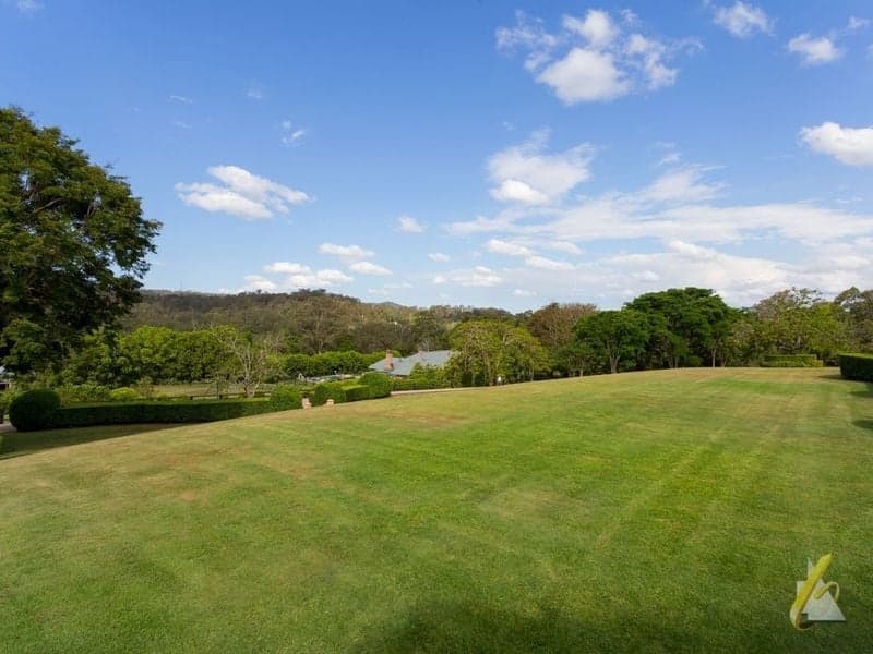 65 Upper Brookfield Road, Brookfield - Thumbnail 4