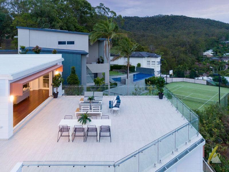 8/2a Trelawney Street, Woollahra, Indooroopilly - Thumbnail 3