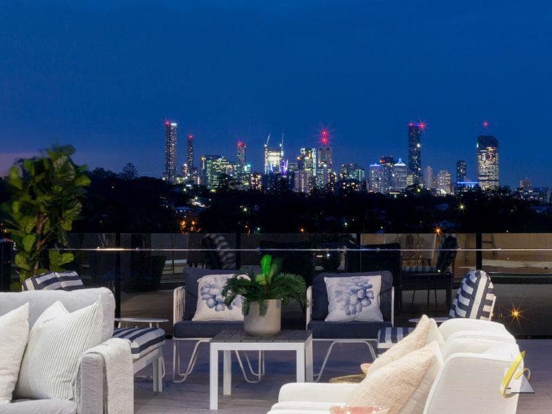 8/2a Trelawney Street, Woollahra, Indooroopilly - Thumbnail 8