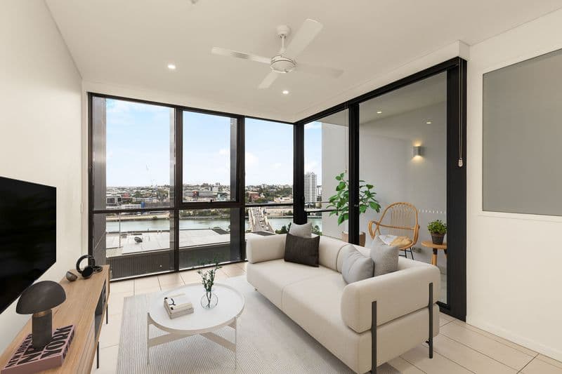 1615/19 Hope Street, Sailors Hill - Image 1