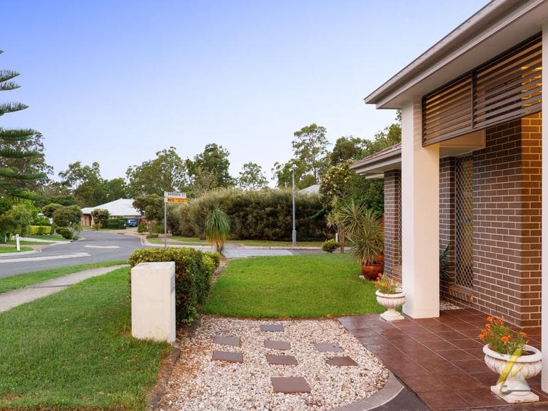 8/21 South  Avenue, Double Bay, Moggill - Thumbnail 4