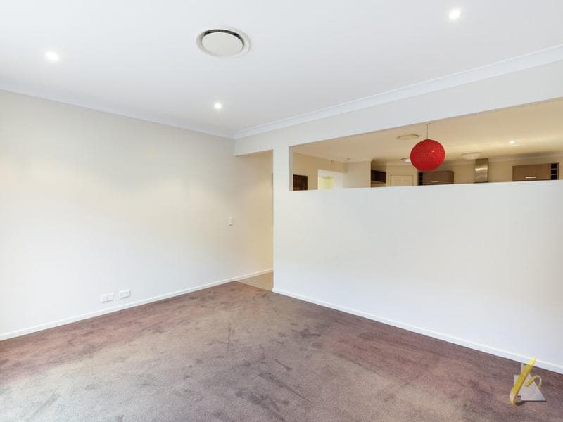 8/21 South  Avenue, Double Bay, Moggill - Thumbnail 5