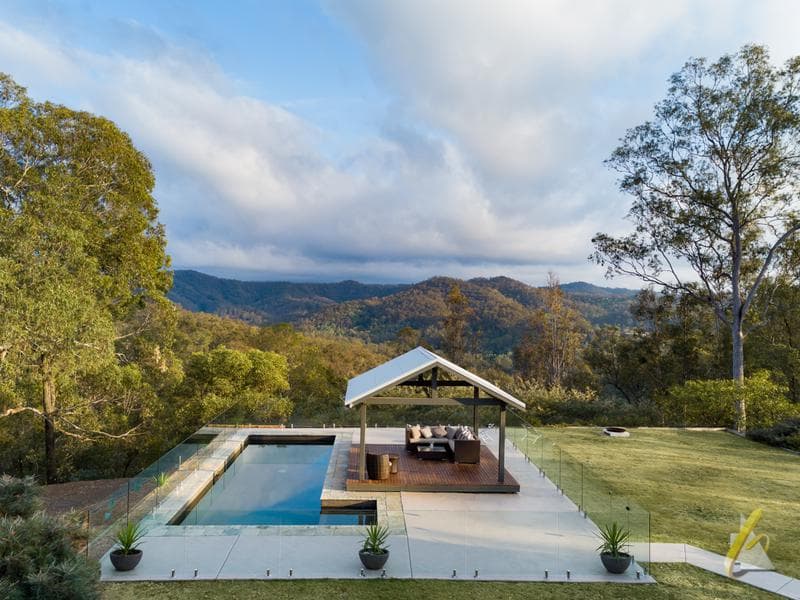 225 Pacey Road, Upper Brookfield - Thumbnail 2