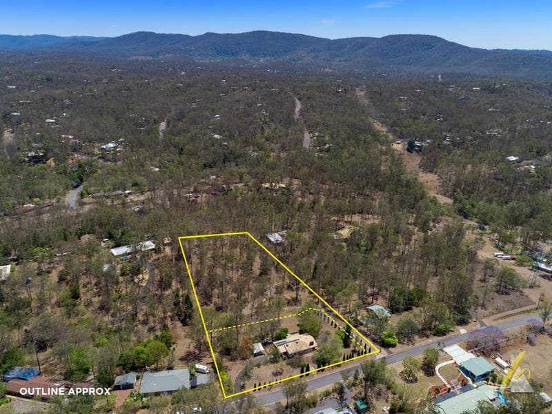 16 Kanangra Close,  Karana Downs, Karana Downs - Image 1