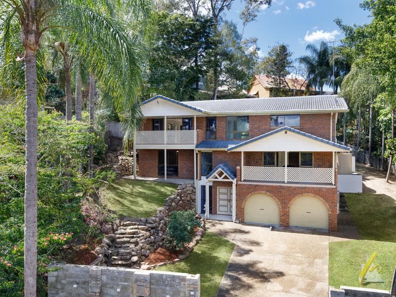 12 Vanimo Street,  Chapel Hill, Chapel Hill - Image 1