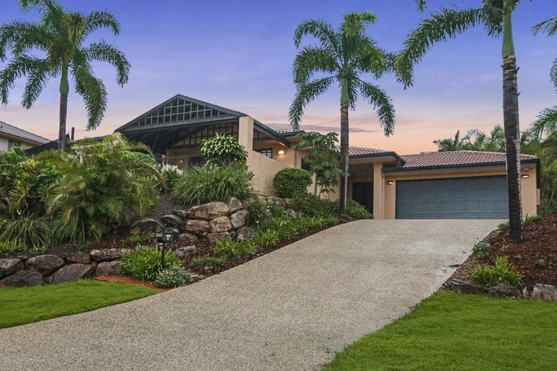 24 Caraleena Drive, Tarneit, VIC, Tarneit - Thumbnail 3