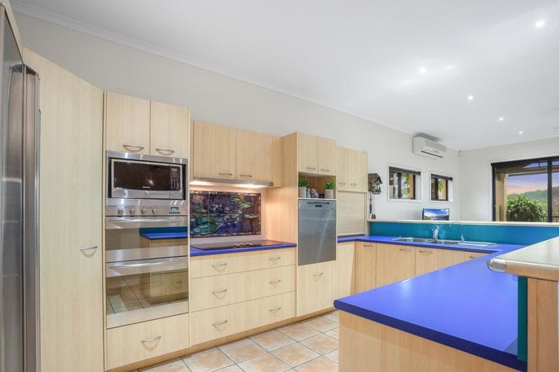 24 Caraleena Drive, Tarneit, VIC, Tarneit - Thumbnail 7