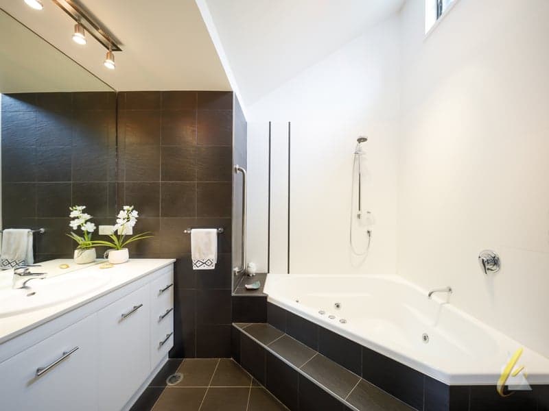 19 Candowie Crescent,  Karana Downs, Karana Downs - Thumbnail 6