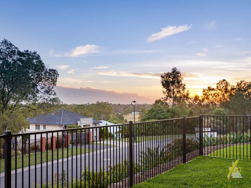 1 Bluegum Rise, Anstead - Thumbnail 6