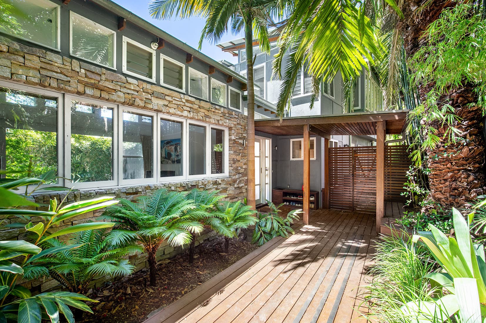 9 Wanawong Court, Ferny Hills, Ferny Hills - Image 1