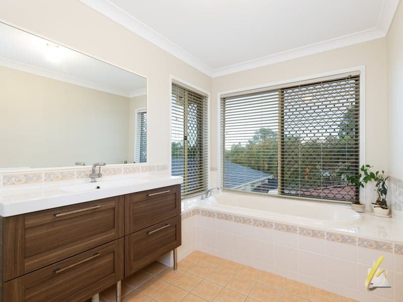 4 Elabana Place, Forest Lake - Thumbnail 7