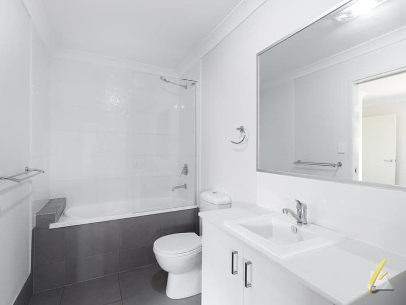 40 Sapphire Crescent, Redbank Plains - Thumbnail 6