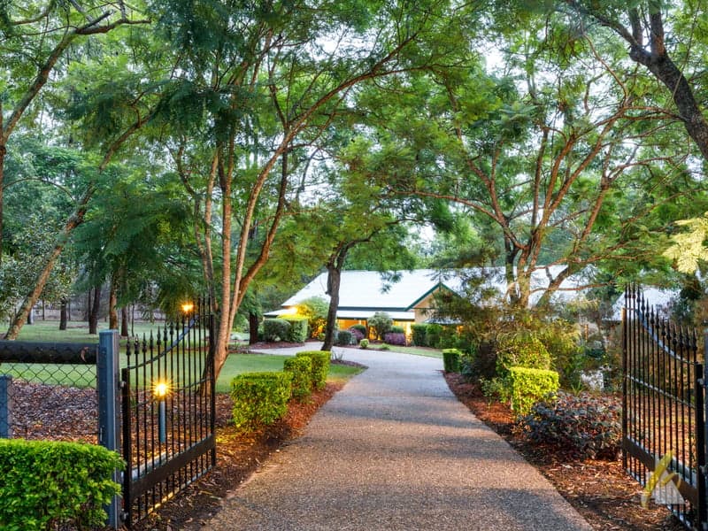 237 Sugars Road, Anstead - Thumbnail 3
