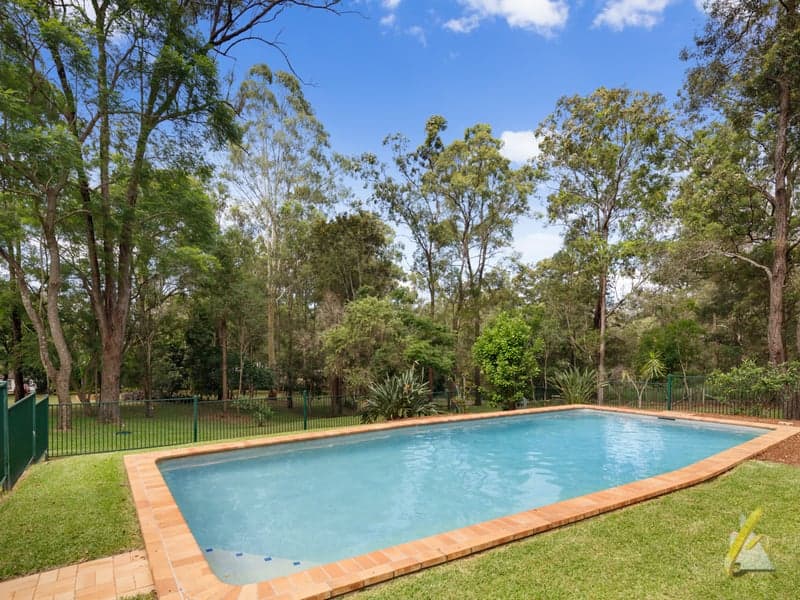 237 Sugars Road, Anstead - Thumbnail 6