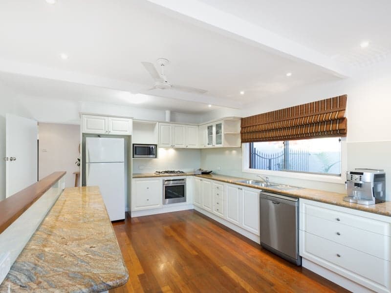 9/4 Young  Street, Paddington, Kenmore - Thumbnail 5