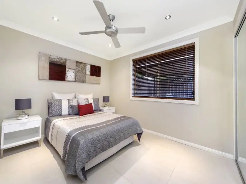 4/3 9A Beach Street Tennyson, Point - Thumbnail 6
